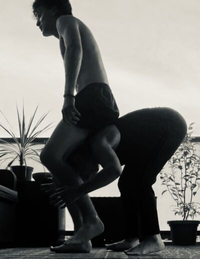 Activités gymniques d’expression, partnering et contact improvisation – Gravi-T